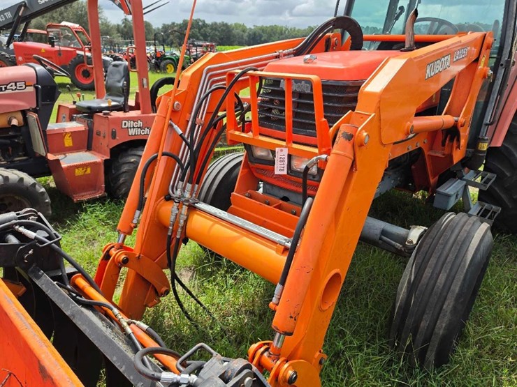 kubota-m8200-image-10