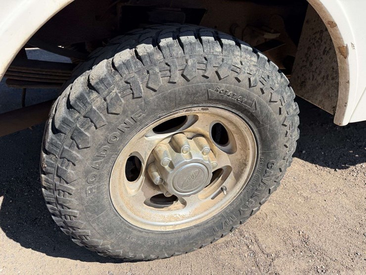 2001-ford-f250-image-24
