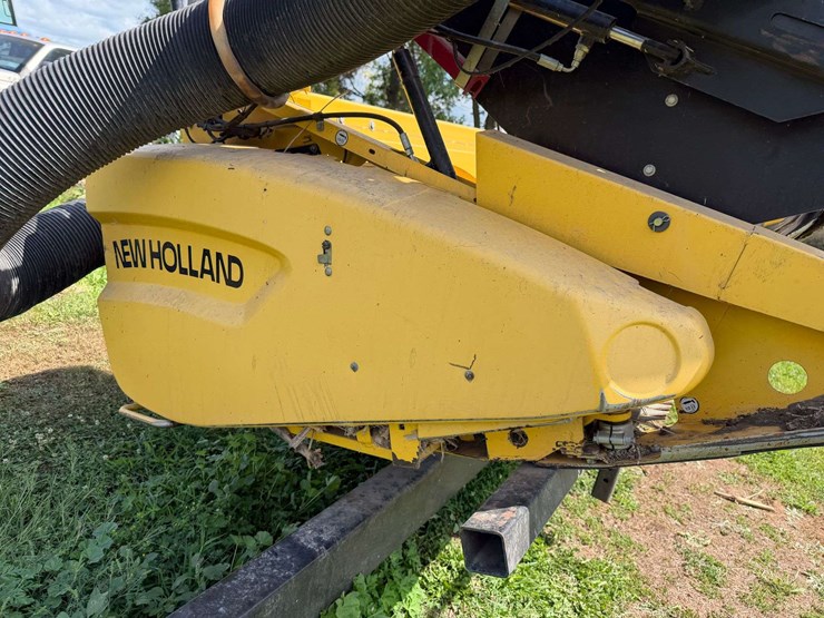 new-holland-73c-image-19