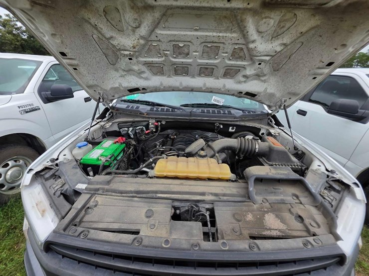 2019-ford-f150-xl-image-15