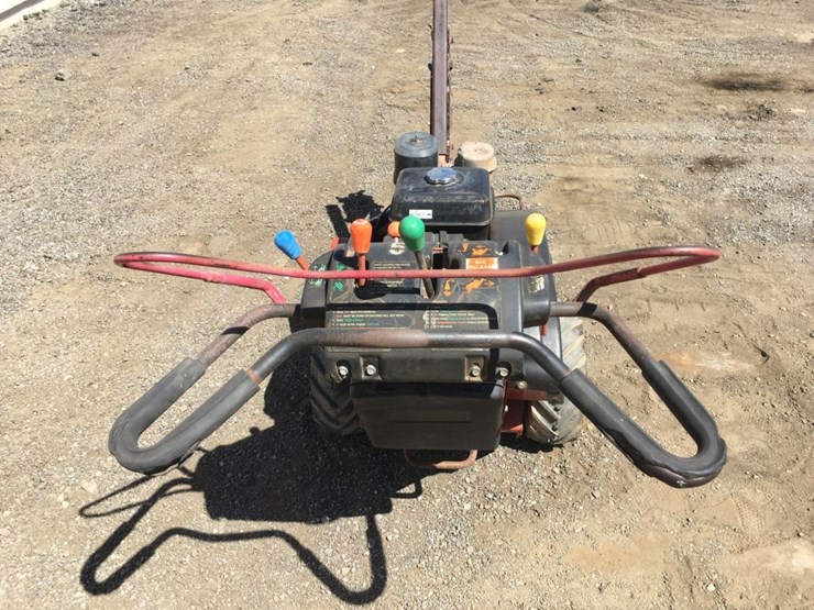 2006-ditch-witch-1030-image-5