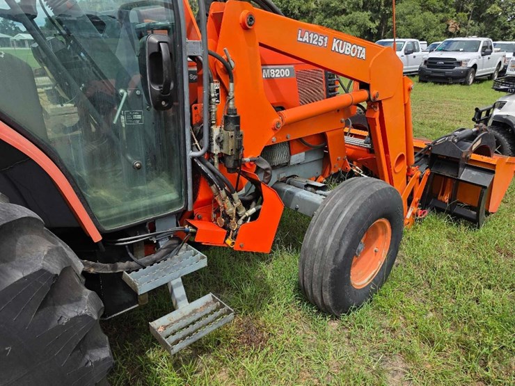 kubota-m8200-image-7