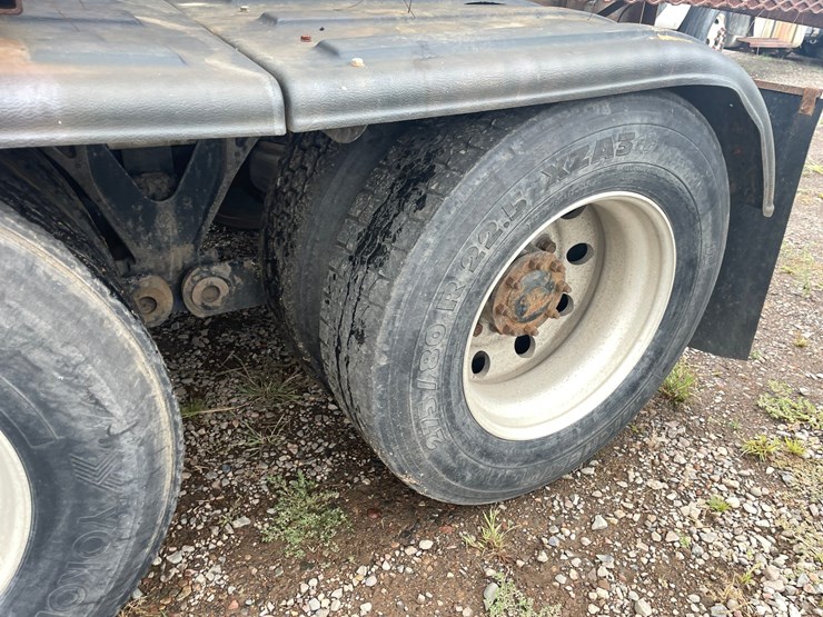 2007-kenworth-t800-image-18