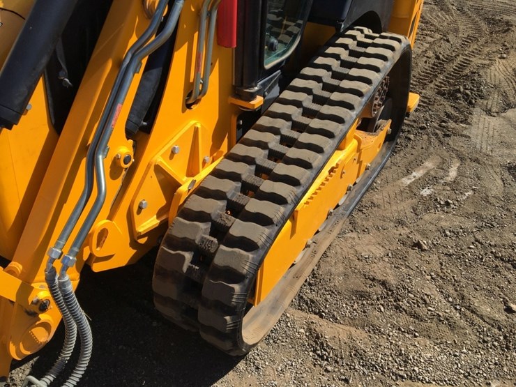 2020-jcb-1cxthf-compact-tracked-loader-backhoe,-image-10