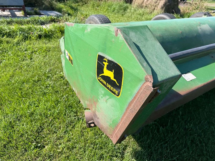 john-deere-120-image-8