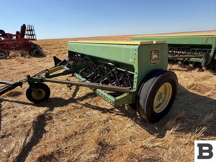john-deere-8350-image-17