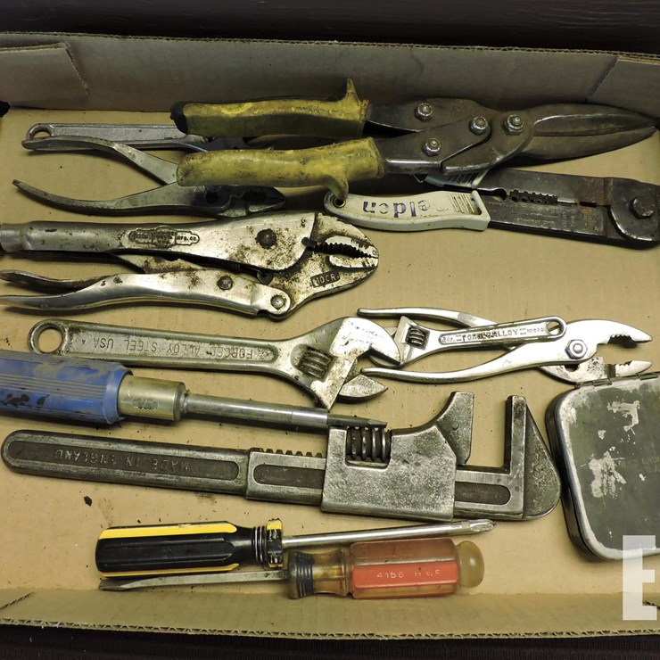 ASSORTED HAND TOOLS