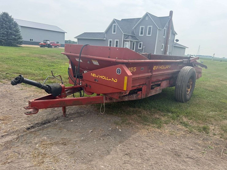 new-holland-155-image-2