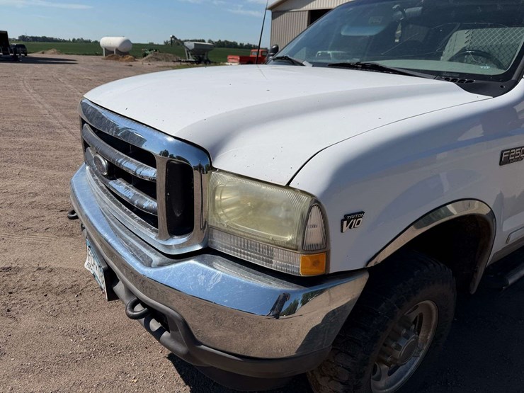 2001-ford-f250-image-12