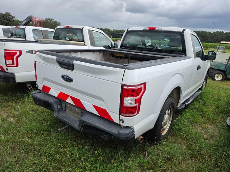 2020-ford-f150-xl-image-5