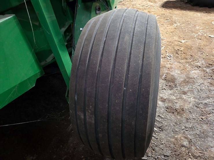 2023-john-deere-560r-image-11