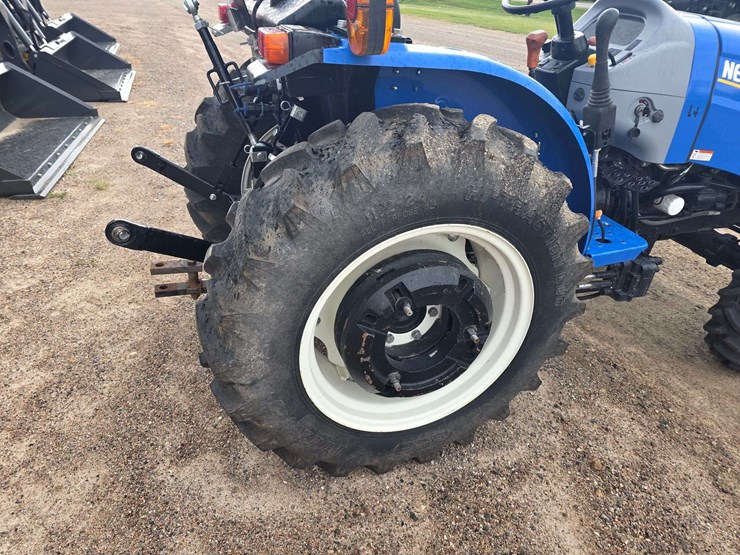 2022-new-holland-workmaster-40-image-9
