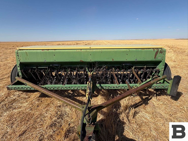 john-deere-8350-image-27