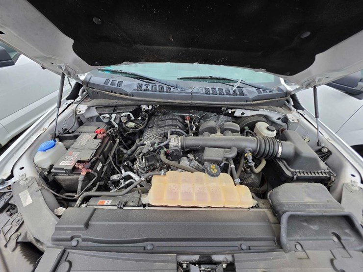 2018-ford-f150-xl-image-15