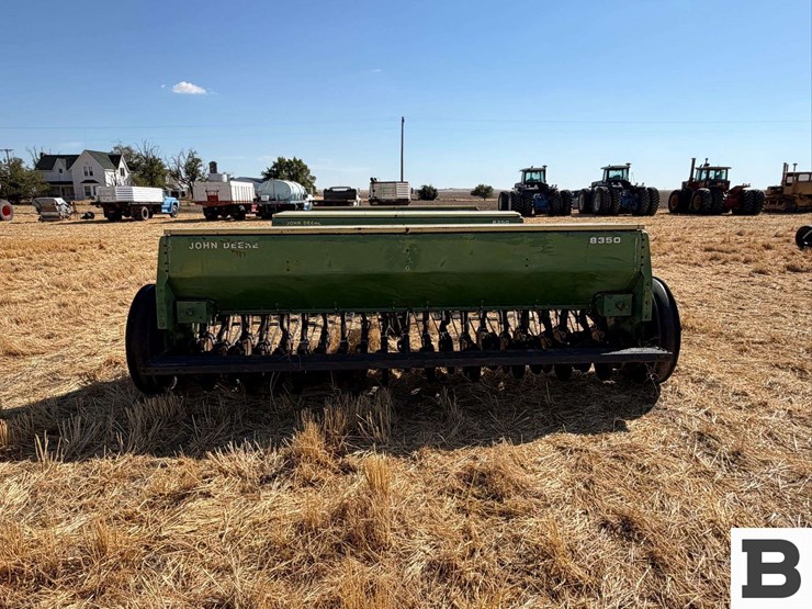 john-deere-8350-image-4
