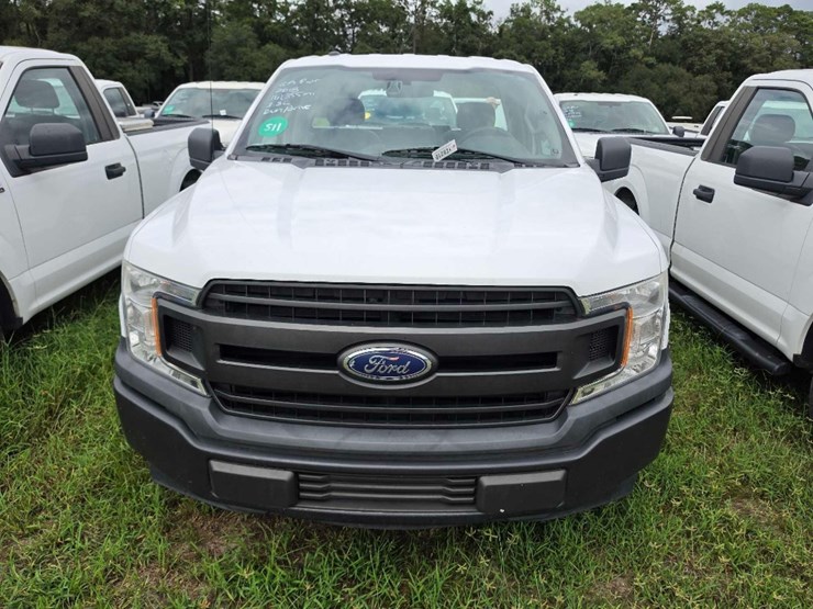 2018-ford-f150-xl-image-3