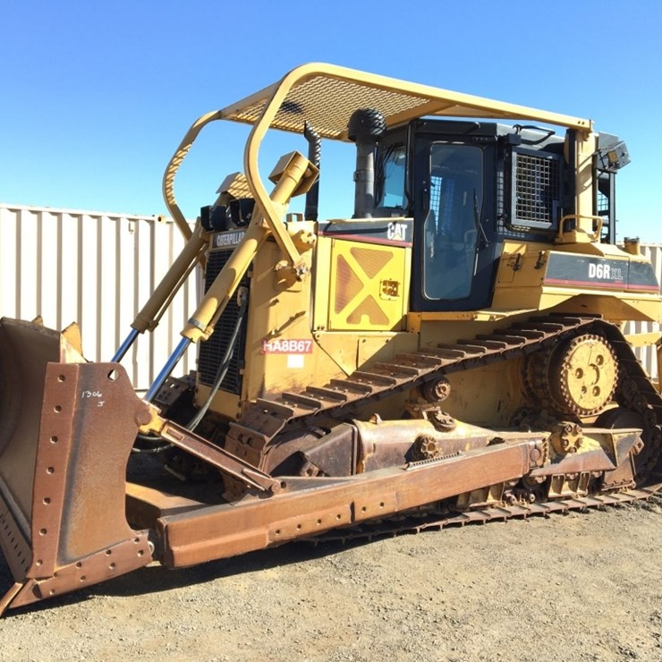 2001 CATERPILLAR D6R XL