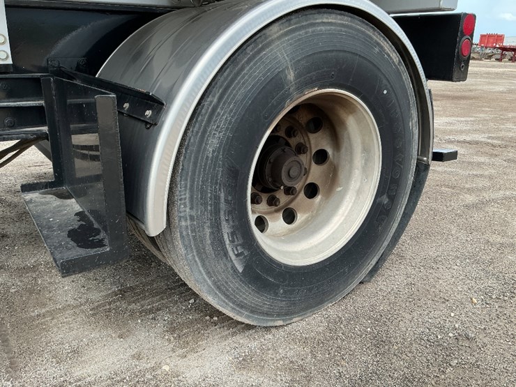 2012-cummins-qsx15-image-22