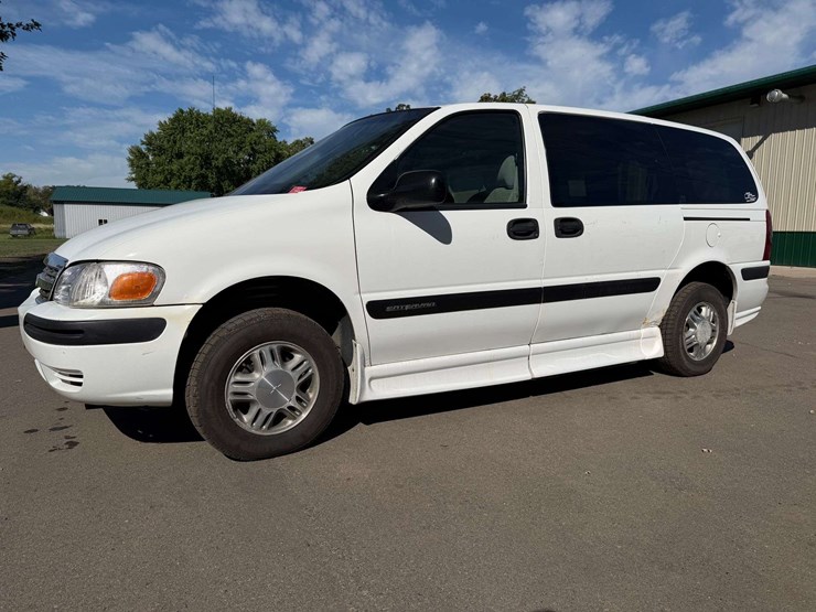 2005-chevrolet-venture-image-42
