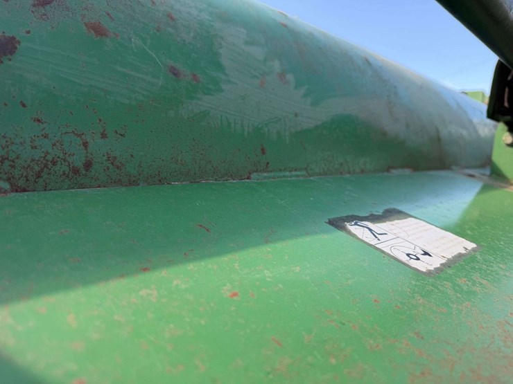john-deere-120-image-11