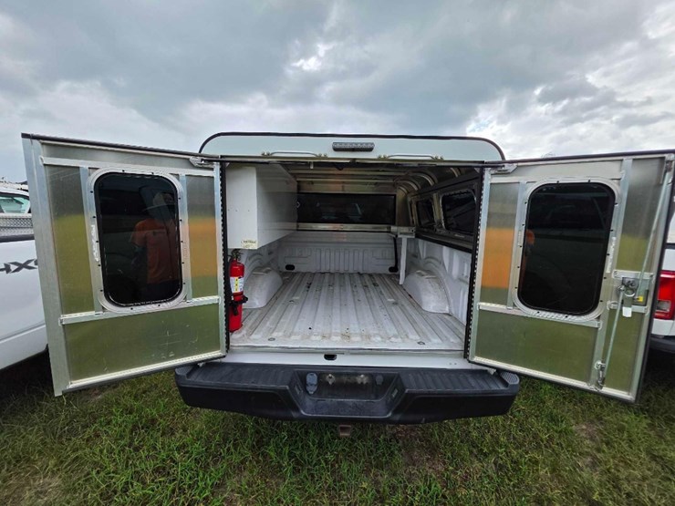 2019-ford-f150-xl-image-6