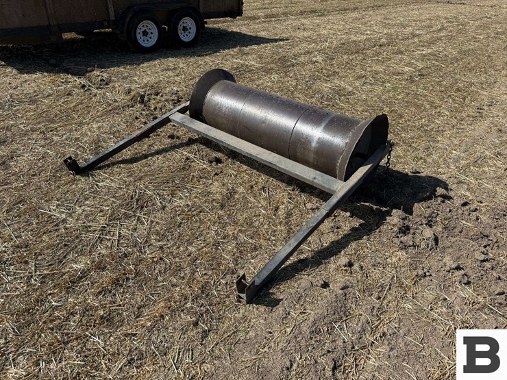 5'-windrow-roller-attachment-for-macdon-windrowers-image-1