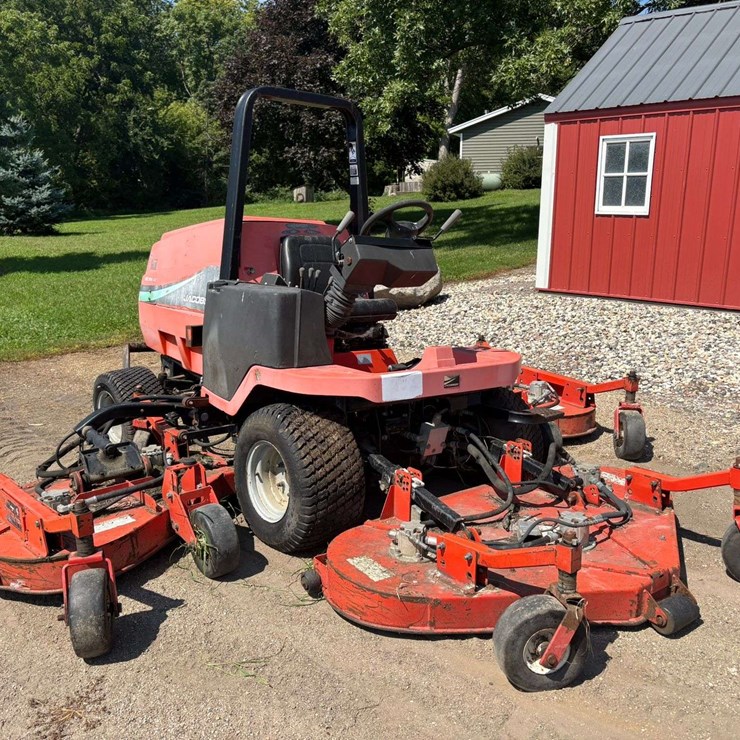 2005 JACOBSEN HR5111