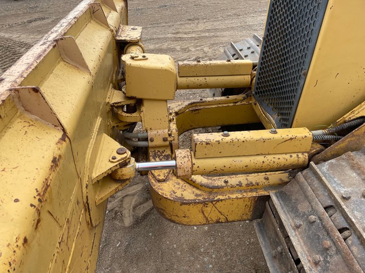 caterpillar-d5c-image-9
