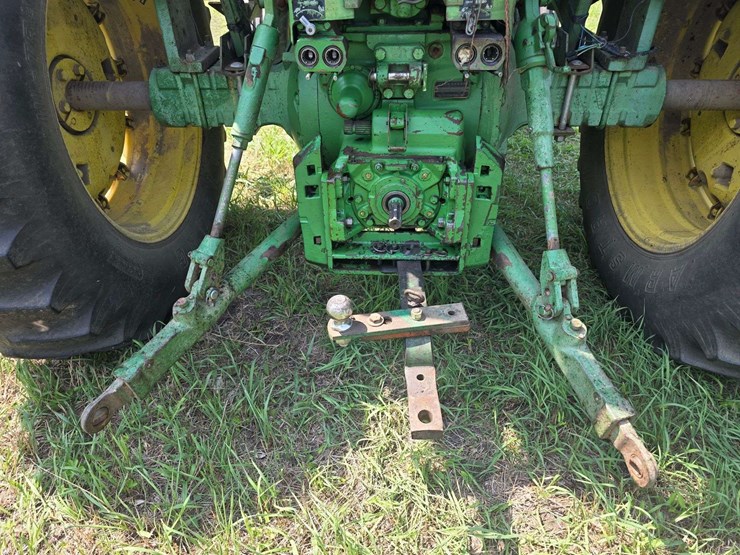 john-deere-4020-image-10