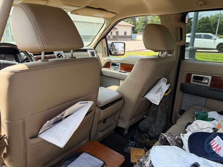 2010-ford-f150-lariat-image-43