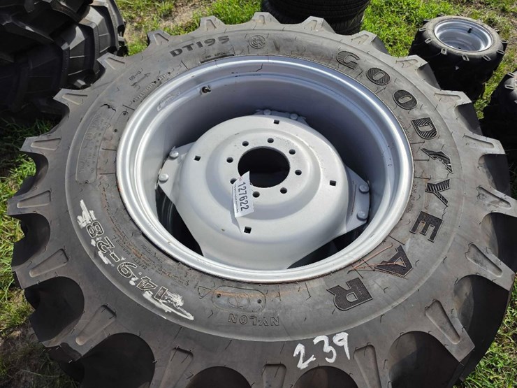 239---2-goodyear-14.9-28-image-2