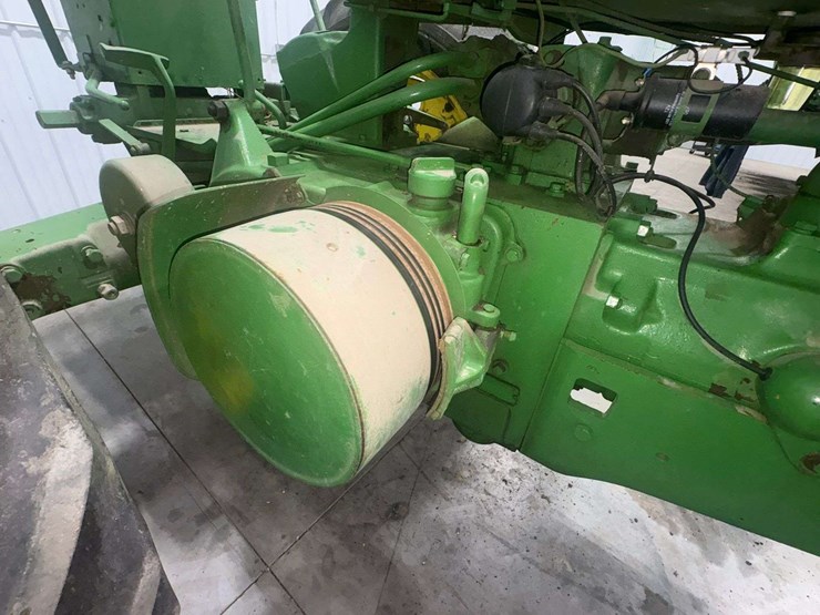 1955-john-deere-60-image-19
