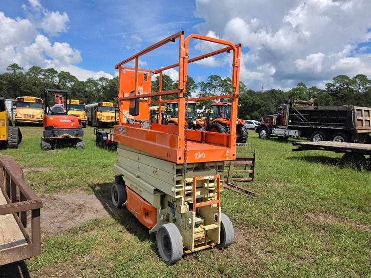 260---jlg-scissorlift-26'-image-1
