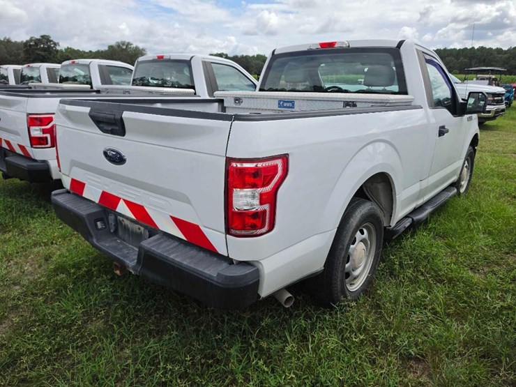 2018-ford-f150-xl-image-6