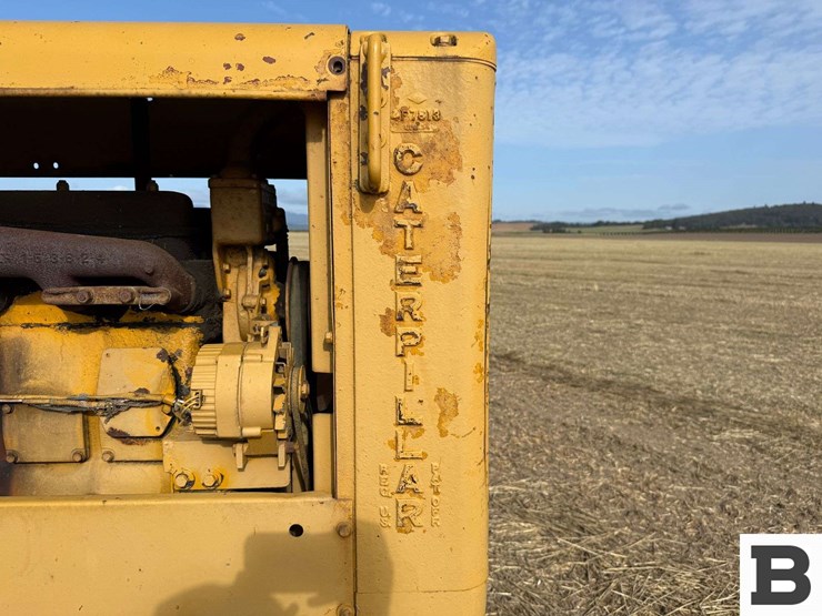 caterpillar-12-image-57