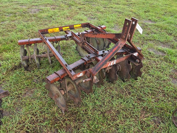 188---4'-2-row-disc-harrow-image-1