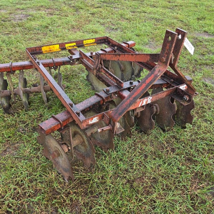 188 - 4' 2 ROW DISC HARROW