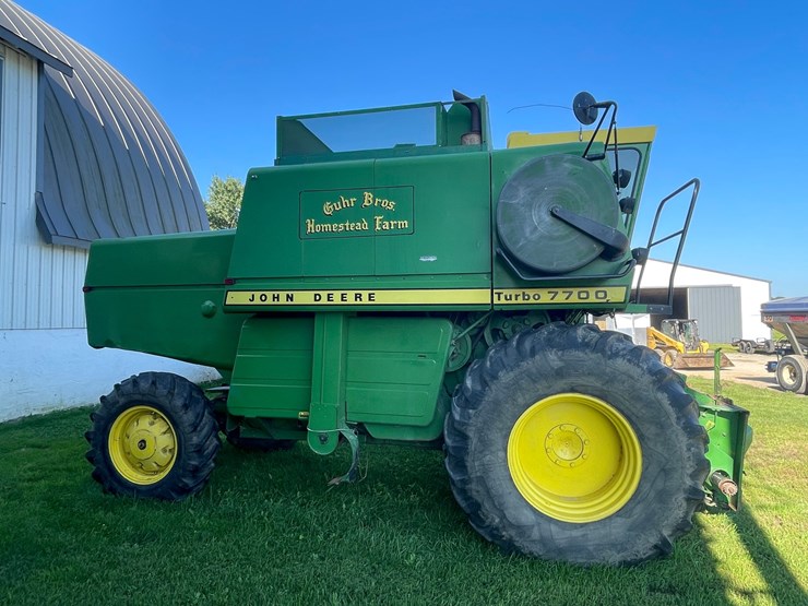1978-john-deere-7700-image-4