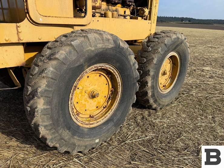 caterpillar-12-image-19