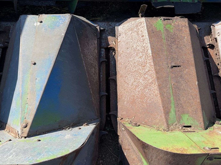 john-deere-444-image-8