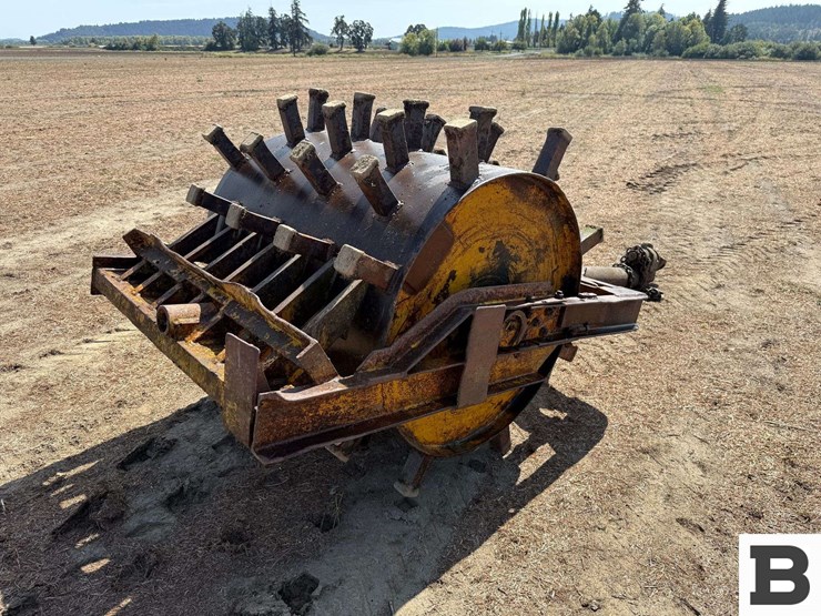 sheepsfoot-compaction-roller-image-5