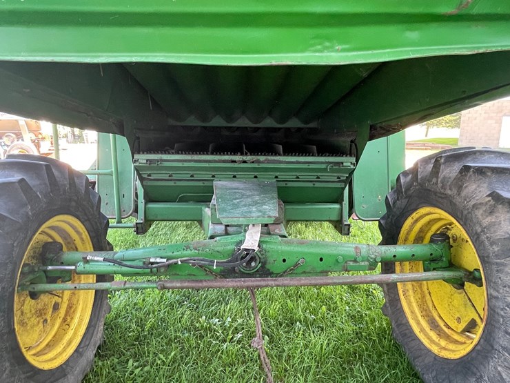1978-john-deere-7700-image-16