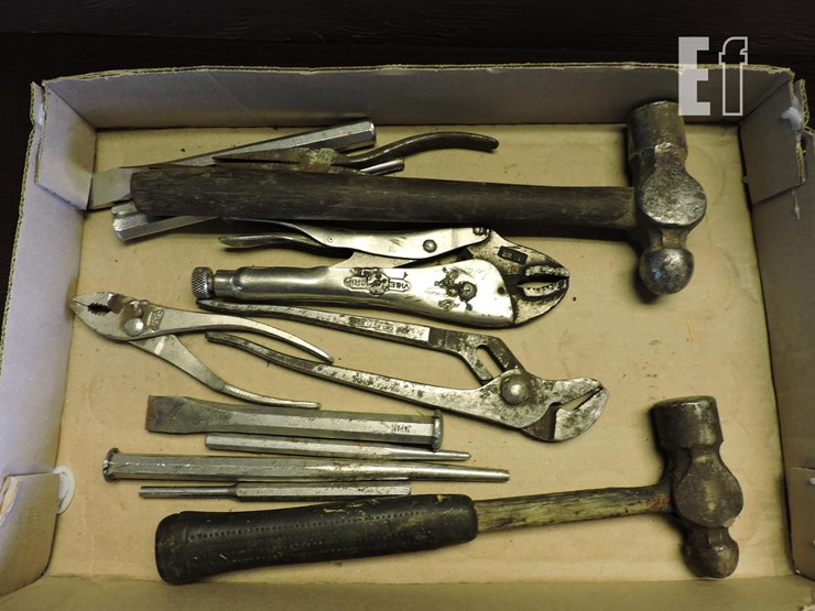 assorted-hand-tools-image-1