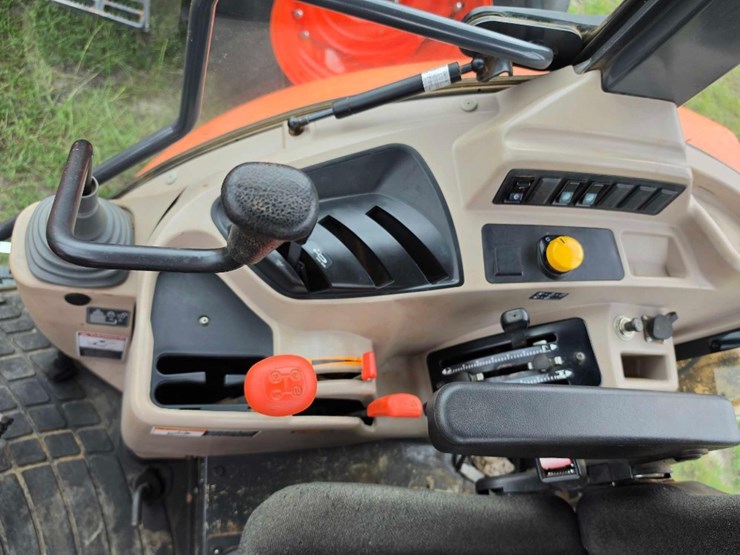 kubota-m6060-image-12