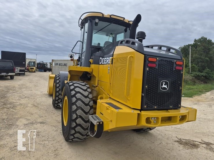 2015-deere-544k-image-10