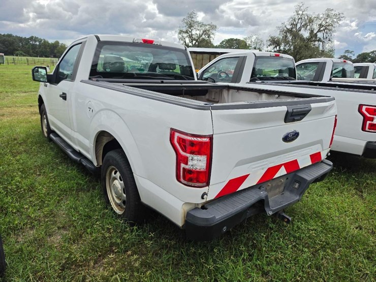 2020-ford-f150-xl-image-4