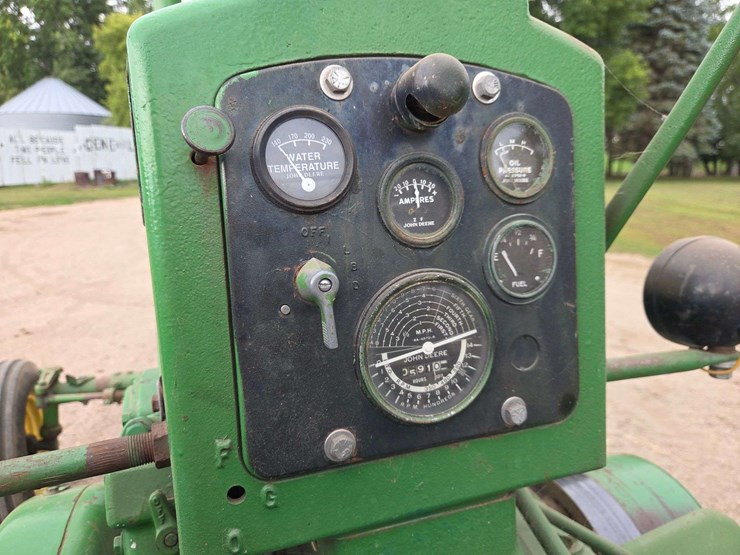 john-deere-620-image-12
