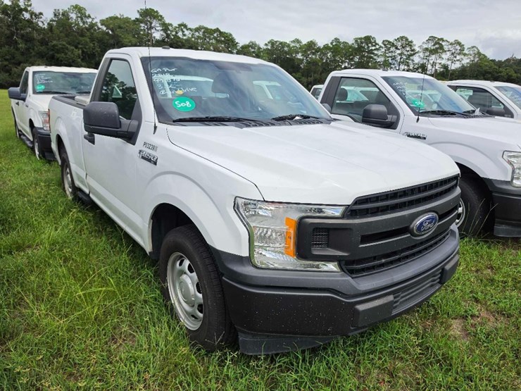 2018-ford-f150-xl-image-1