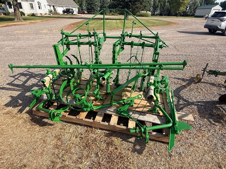 john-deere-2-image-8