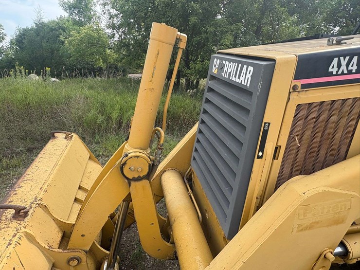 1995-caterpillar-426b-image-43